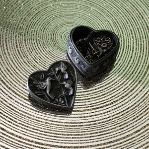 🌿 3/$28 Hummingbird set w/ earrings necklace pin